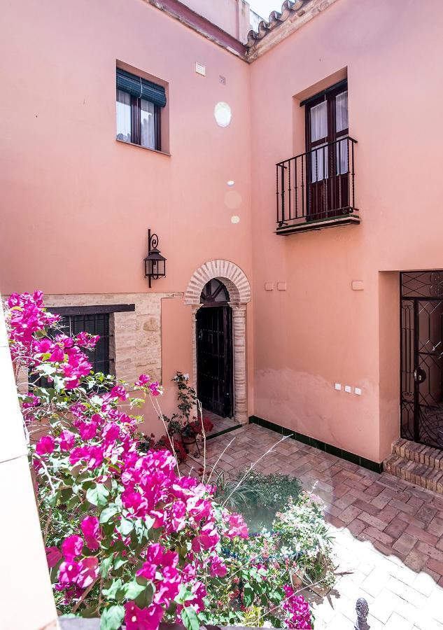 Dom wakacyjny Fabulosa, Casa Mudejar. Centro Historico. Carmona (Seville)